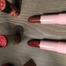 Swatch de Ophé01 : Rouge à Lèvres #Lipstories Effet Mat, Crème ou Métallique, Sephora