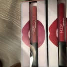 Swatch de Ophé01 : Liquid Matte - Rouge à Lèvres liquide mat, Huda Beauty