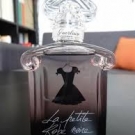 Swatch de Srhlsr : La Petite Robe Noire - Eau de Parfum, Guerlain
