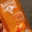 Swatch de SANANOUE : Shampooing Soin au Lait de Karité et au Miel, Le Petit Marseillais