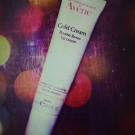 Swatch de Madamelune : Stick Lèvres au Cold Cream, Avène