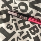 Swatch de little flower : Faux cils push up drama, Gemey-Maybelline