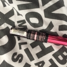 Swatch de little flower : Faux cils push up drama, Gemey-Maybelline