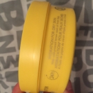 Swatch de little flower : Beurre Corporel Noix de Coco, The Body Shop