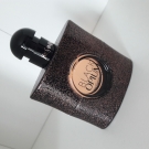 Swatch de little flower : Black Opium Nuit Blanche - Eau de Parfum, Yves Saint Laurent