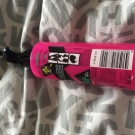 Swatch de little flower : L'OREAL PARIS STUDIO LINE SPRAY COIFFANT HOT & LISSE, L'Oréal Paris