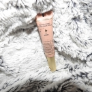 Swatch de little flower : Melted - Rouge à lèvres liquéfié longue tenue, Too Faced