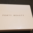 Swatch de meghanne13 : Invisimatte Blotting Powder - Poudre Matifiante, Fenty Beauty by Rihanna