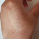 Swatch de meghanne13 : Anticernes Tenseur, Make Up For Ever