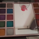 Swatch de meghanne13 : Heavy metals metallic eyeshadow palette, Urban Decay