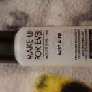 Swatch de meghanne13 : Mist & Fix, Make Up For Ever