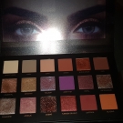 Swatch de meghanne13 : Desert Dusk Eyeshadow Palette - Palette de fards à paupières, Huda Beauty
