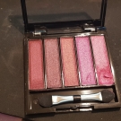 Swatch de meghanne13 : Ombres à paupières Fifties, BYS