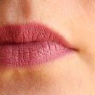 Swatch de Histoires de filles : Rouge à Lèvres, Mac