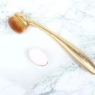 Swatch de Garlic and Grenadine : Secret Brush 121 Skin, Etude House