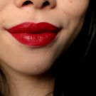 Swatch de Garlic and Grenadine : Audacious Lipstick, Nars