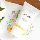 Swatch de Garlic and Grenadine : Le gommage pour le corps Verveine, Huygens Paris