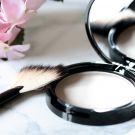 Swatch de Garlic and Grenadine : Illuminateur, NYX