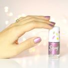 Swatch de Garlic and Grenadine : Vernis Play Nail, Etude House