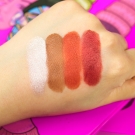 Swatch de Garlic and Grenadine : The Masquerade Palette, JUVIAS PLACE