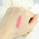 Swatch de Garlic and Grenadine : Rouge Volupté Shine, Yves Saint Laurent