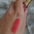 Swatch de Solo ne : Rouge Volupté Shine, Yves Saint Laurent