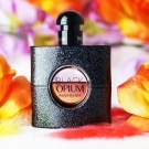 Swatch de Ô Boudoir Parfumé : Black Opium Eau de parfum, Yves Saint Laurent