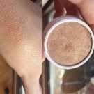 Swatch de Mamabouille : Highlighter, Colourpop