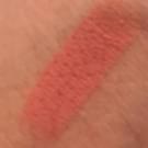 Swatch de Mamabouille : Studded Kiss Lipstick - Rouge à lèvres, Kat Von D