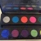 Swatch de Mamabouille : Electric Pressed Pigment Palette, Urban Decay