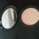 Swatch de Mamabouille : Poudre Transparente Hypersensitive, Dado Sens