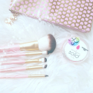 Swatch de jennah7533 : Absolute Essentials Set de pinceaux, Too Faced