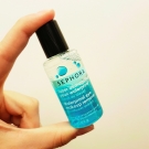 Swatch de Floraa : Super démaquillant yeux waterproof, Sephora