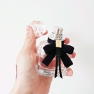 Swatch de Floraa : Mon Paris - Eau de Parfum, Yves Saint Laurent
