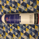 Swatch de Dididu82 : Deep Moisture Brume Corps Express, Neutrogena