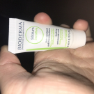 Swatch de Jenniferkmck : Sebium sensitive Soin Apaisant Anti Imperfections, Bioderma