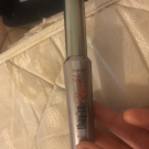 Swatch de Jenniferkmck : They're Real! - Mascara volumateur et allongeant, Benefit Cosmetics