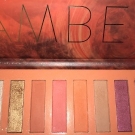 Swatch de lenou : AMBER Eyeshadow palette, Primark