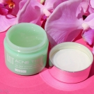 Swatch de July In The Sky : Acne Therme, Ünt