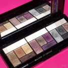 Swatch de July In The Sky : The Return Of Sexy - Palette de fards à paupières, Too Faced