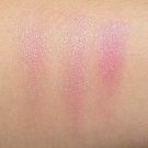 Swatch de July In The Sky : I Heart Makeup Blushing Hearts, Makeup Revolution