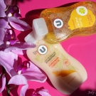 Swatch de July In The Sky : Gel Douche Gommant - Pomme Vanillée Caramel, By U - Magasins U