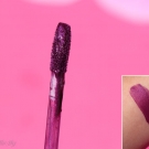 Swatch de July In The Sky : Amore mattalics lip crème, Milani