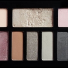 Swatch de July In The Sky : Chrysalis Eyeshadow Palette, Kat Von D