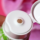 Swatch de July In The Sky : Gommage Grains de Rêve, Propolia