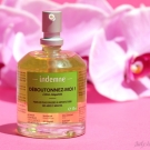 Swatch de July In The Sky : Déboutonnez-moi Lotion Inespérée, Indemne