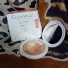 Swatch de NATHY : Correcteur de teint Poudre mosaïque  Bonne mine, Couvrance