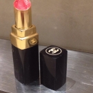 Swatch de victoria : Rouge Coco Shine, Chanel