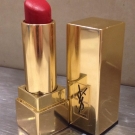 Swatch de victoria : Rouge pur couture, Yves Saint Laurent