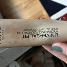 Swatch de mkxnoemie : UNIVERSAL FIT HYDRATING FOUNDATION, Kiko